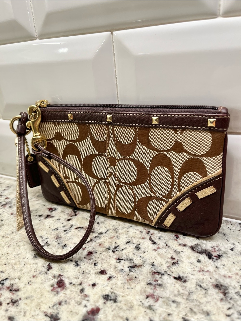 Coach Vintage Signature Canvas Brown Embellished Wristlet Clutch EUC - Picture 2 of 7